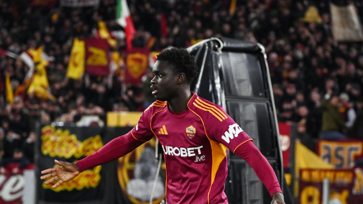 Finalmente Robinio Vaz: la Roma batte 1-0 il Lecce e aggancia la Juventus