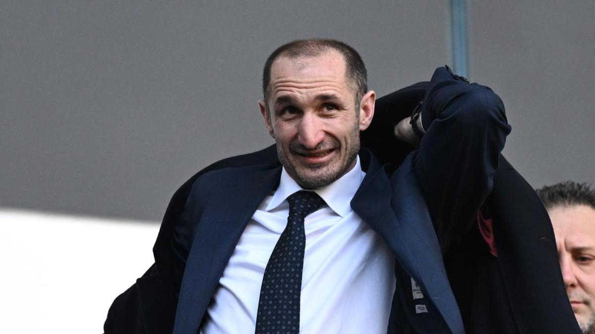 Juventus, Chiellini: "Speriamo non sia l'ultima di Vlahovic allo Stadium"