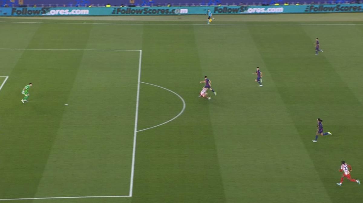 Barcellona in 10 e sotto di un gol al 43': cosa è successo al Camp Nou