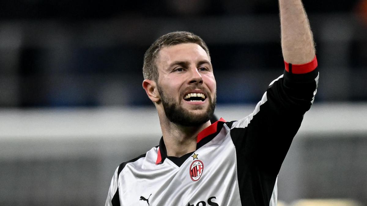 Milan, Pavlovic: "Vlahovic? Quando è in forma è il numero uno. Giusto che rimanga Allegri, siamo migliorati tutti"