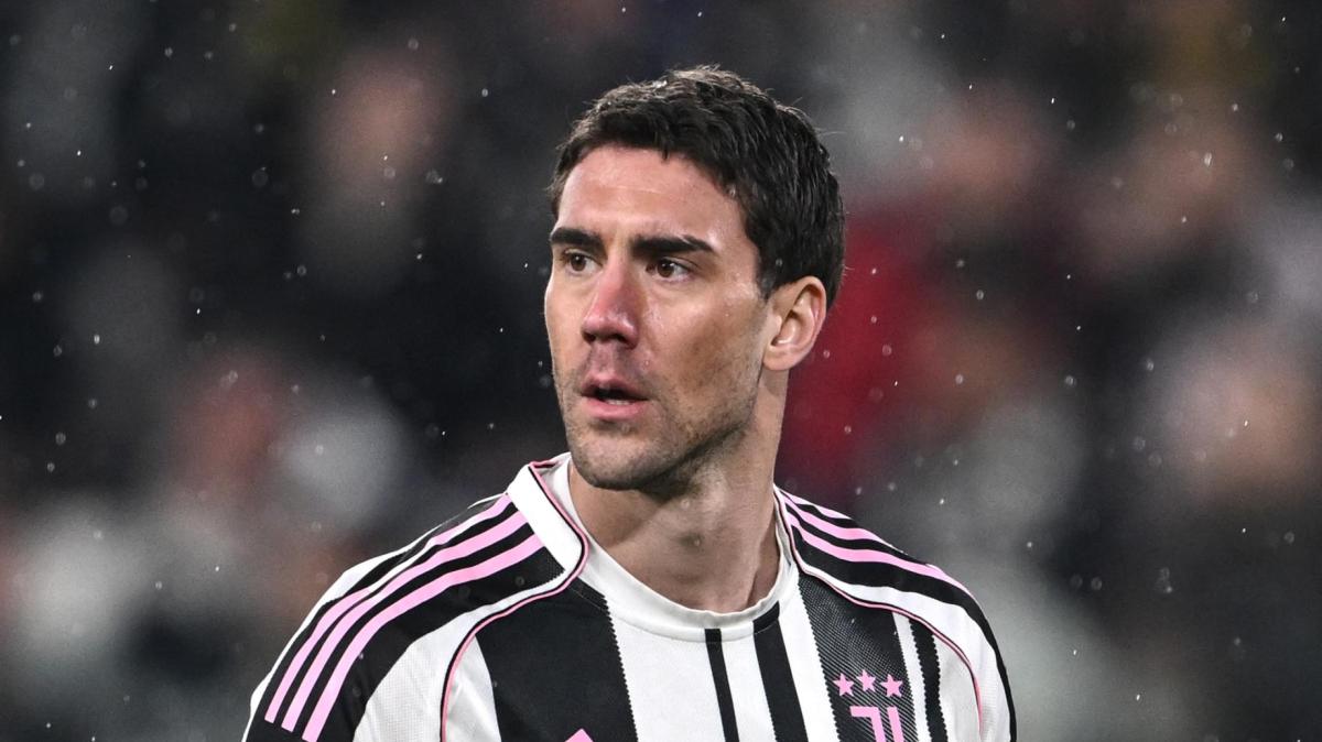 Vlahovic e la Juventus: quattro anni e mezzo tra gol, attese e rimpianti