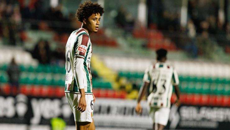 Oumar Ngom, Estrela Amadora (IMAGO)