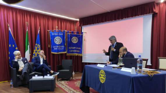 Il Rotary Club Catanzaro e Tre Colli conferiscono a Vivarini e Noto la massima onorificenza rotariana 