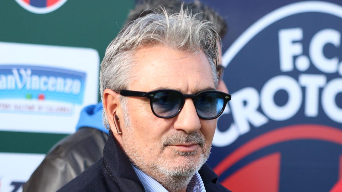Crotone, il presidente Vrenna: “Mancate alcune scadenze, rischio penalizzazione”