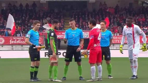 Monza-Catanzaro 2-1, prima (meritata) sconfitta stagionale per i giallorossi. Il tabellino