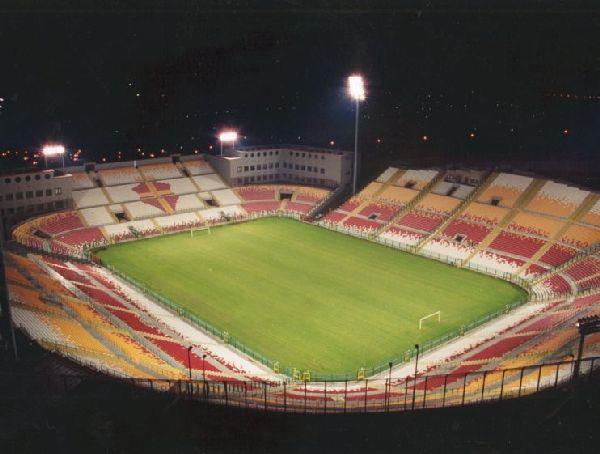 Cosenza, contatti con Messina per lo stadio “Franco Scoglio”