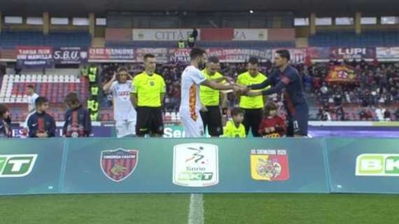 Cosenza-Catanzaro 1-1, spettacolare pareggio nel derby della Calabria. Il tabellino