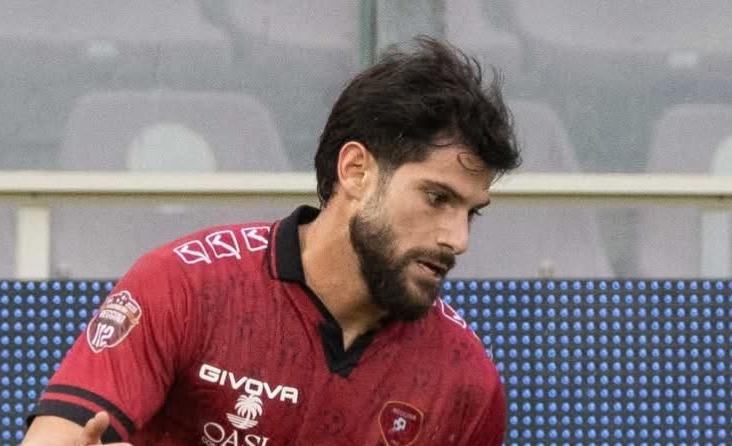 Angelo Guida saluta la Reggina: “Orgoglioso di aver indossato questa maglia”