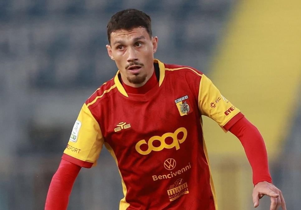 Catanzaro, ufficiale il trasferimento di Bettella al Pescara