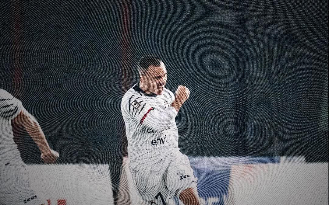 Crotone, pari a Caserta: Gomez la riacciuffa nel finale