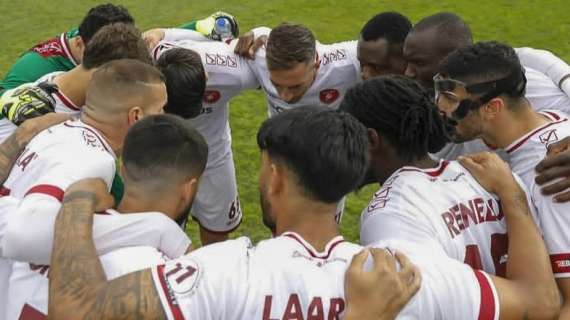 Reggina: sforzi, cuore e dedizione: il riconoscimento ad una grande stagione
