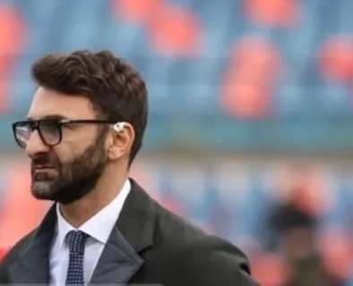Cosenza, sollevato dall'incarico il DS Gennaro Delvecchio