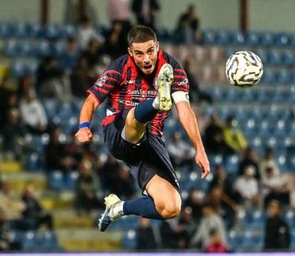 INDISCREZIONE - Crotone, nessuna offerta ufficiale per Gomez