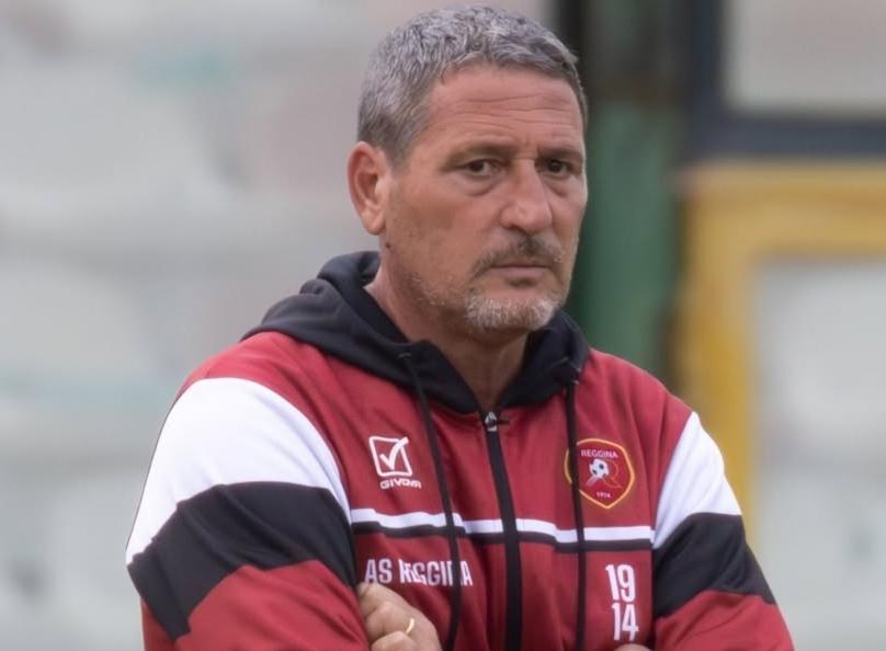 Reggina: esonerato mister Bruno Trocini 