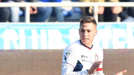 Acampora risponde a Ricci, il Crotone si illude a Benevento