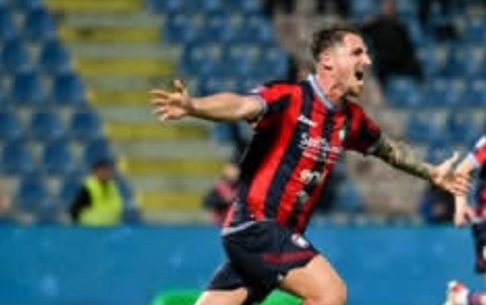 INDISCREZIONE - Salernitana, idea Cargnelutti del Crotone per la difesa