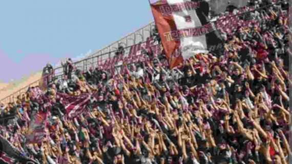 Reggina, firma per Urso. Visite per Curiale 