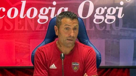 Cosenza-Salernitana, Buscè non si nasconde: "Serve un’impresa di squadra per fermarli"