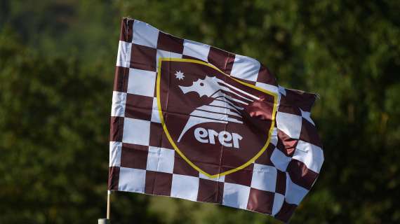 Caos Serie B, playout rinviati: la Salernitana diffida la Lega e valuta azioni legali
