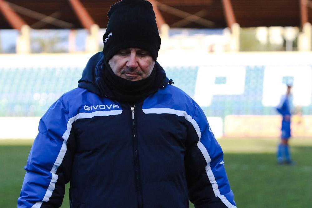 Giugliano-Cosenza, Di Napoli: "Sfidiamo una squadra in fiducia e con idee di gioco importanti"