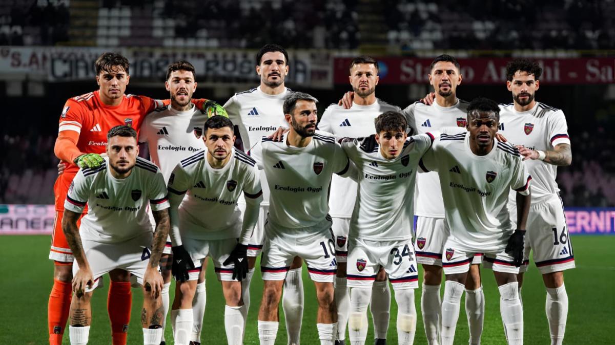 Cosenza show a Potenza: il 4-1 riaccende i sogni dei rossoblù