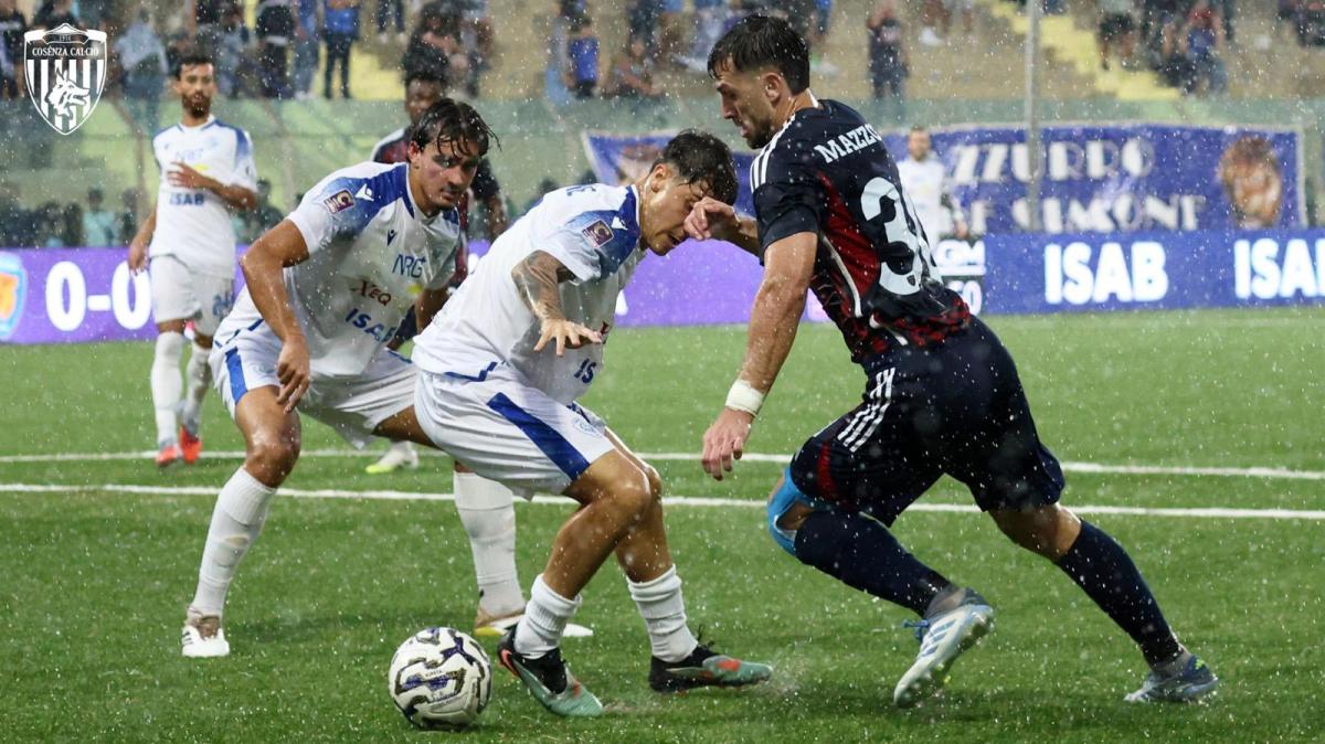 Cosenza, gol per tutti! Con Cimino sono già 9 i marcatori rossoblù in 10 giornate