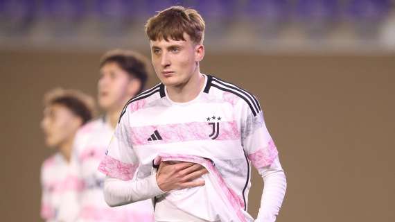 Turco con la maglia della Juve