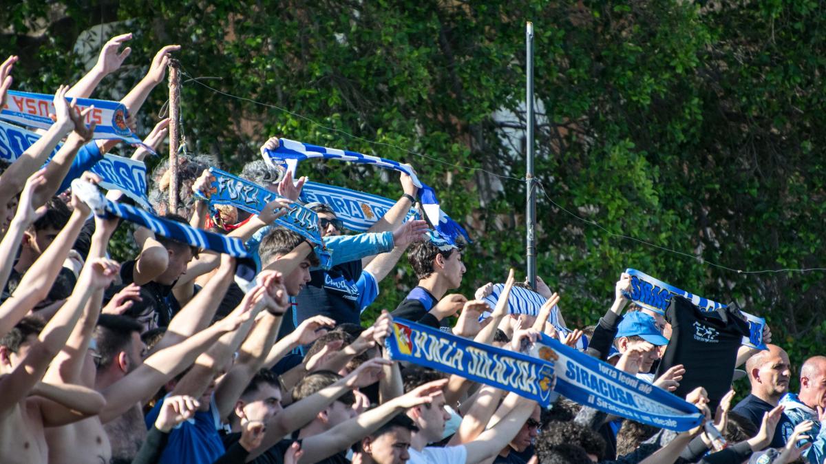 Serie C - Siracusa sull’orlo del baratro: stipendi non pagati e rischio -4 in classifica