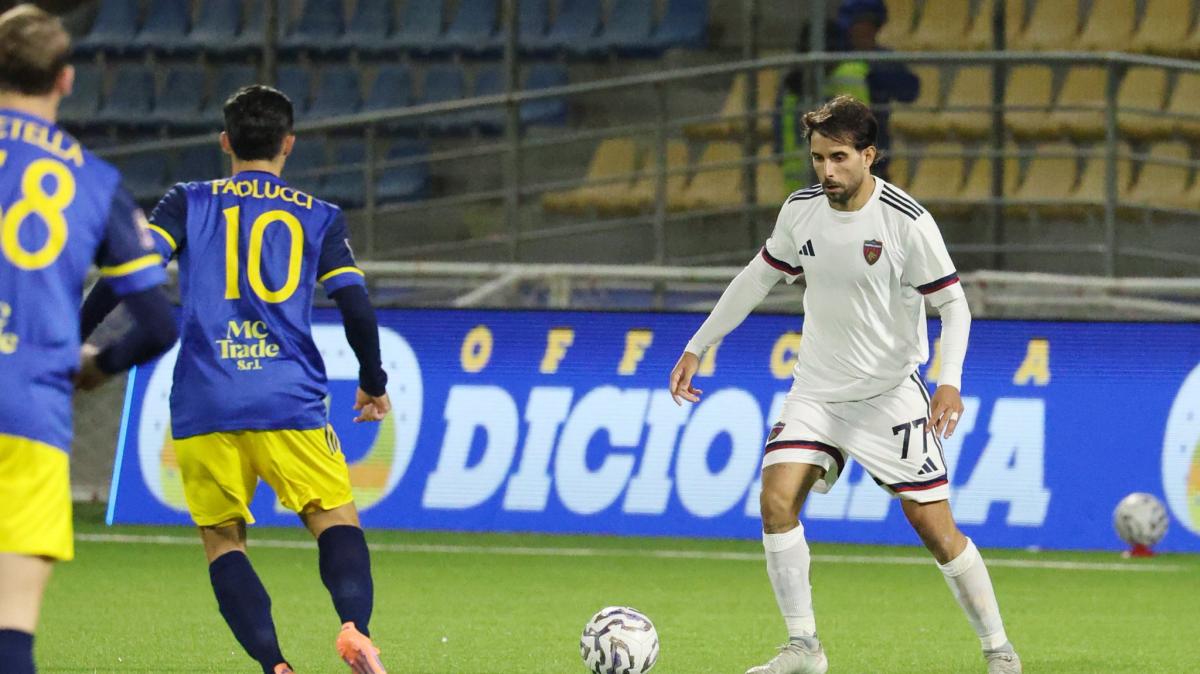 Langella racconta l’addio a Rimini e il nuovo inizio a Cosenza: “Un incubo che doveva finire”