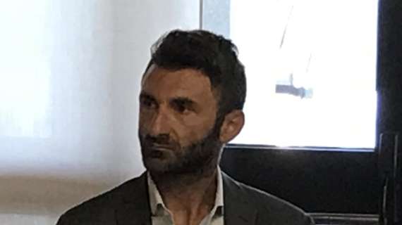 Cosenza, nodo Delvecchio da sciogliere: Guarascio pronto a voltare pagina, ma il ds resiste