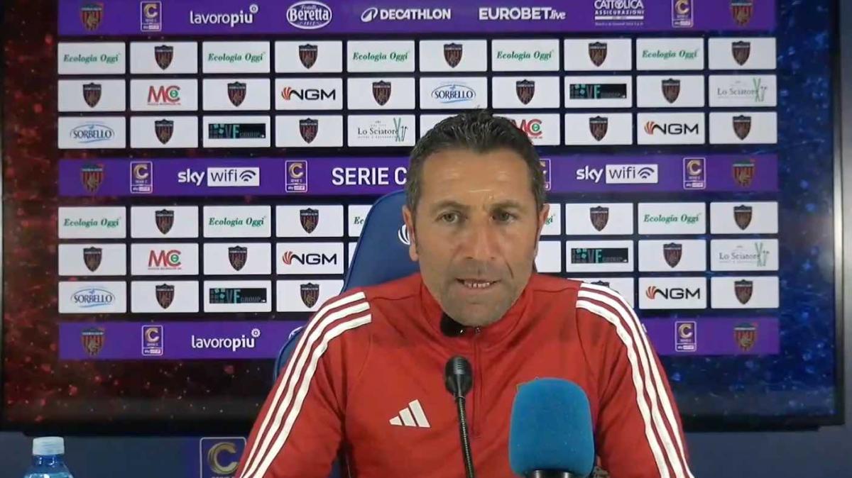 Cosenza-Atalanta U23, Buscè: "Con il sacrificio possiamo fare qualcosa di importante"