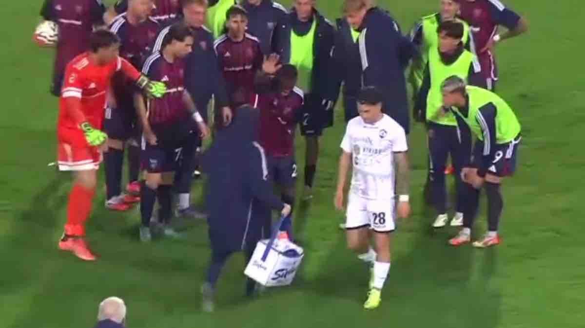 Gol, paura e risate al Marulla: Kouan accende Cosenza-Cavese con un’esultanza da brividi