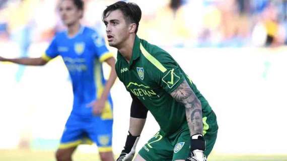 Cosenza, Vettorel para tutto nel derby: “Non sono un eroe, ma sogno la Serie A”
