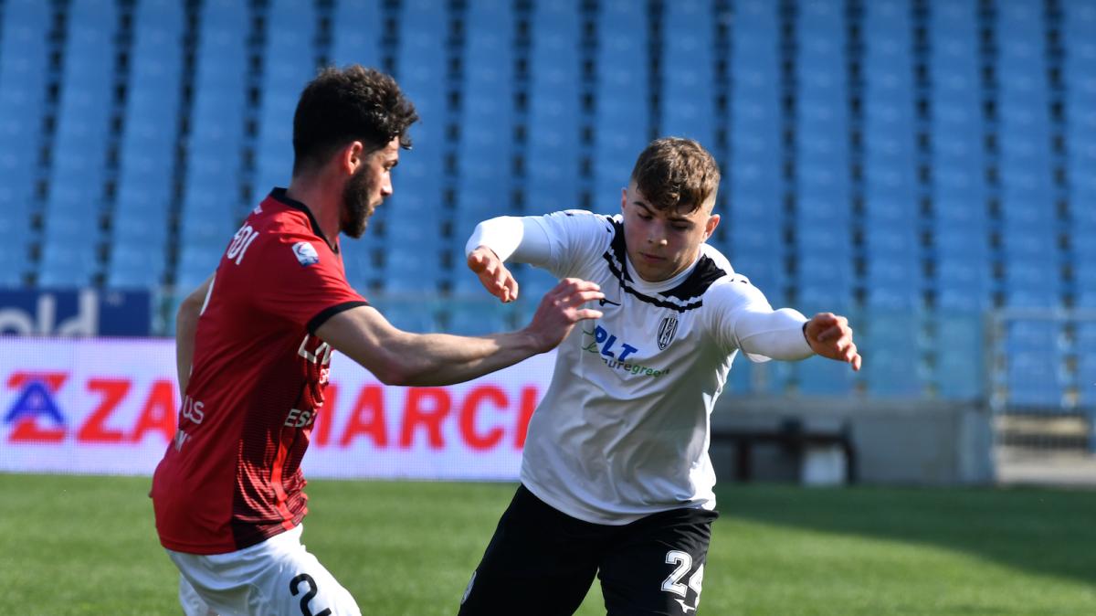 Cosenza- Benevento, una sfida avvincente anche tra top scorers  