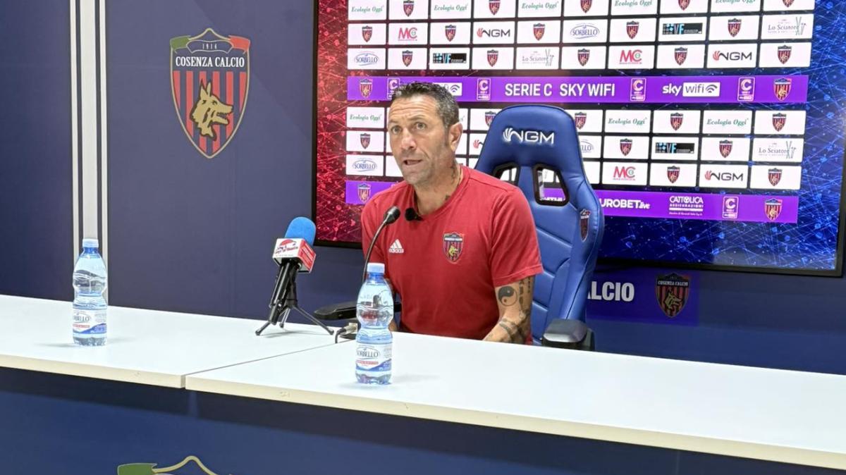 Buscè avvisa il Cosenza: “Ora ogni partita pesa. A Giugliano serviranno testa e maturità”