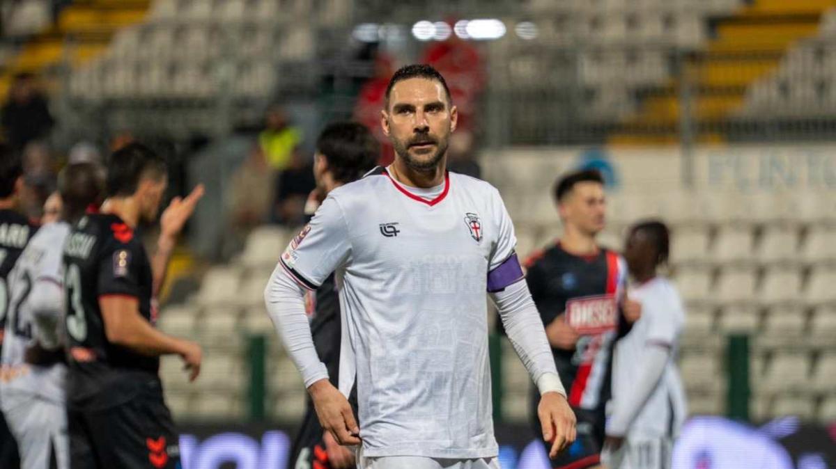 Pro Vercelli, Santoni: “Dobbiamo ancora dimostrare di essere da Serie C"