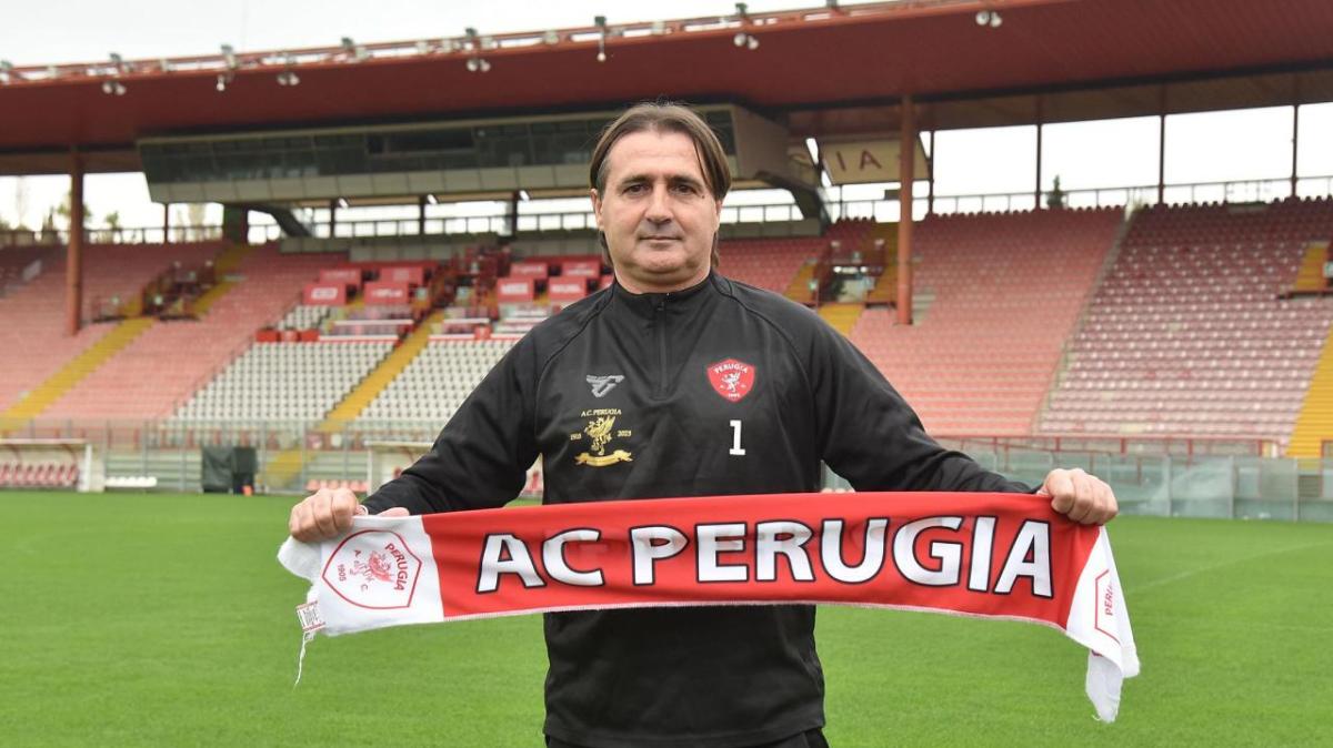 Perugia, le parole di Tedesco in vista della sfida alla Torres: "È il momento in cui una città intera può fare la differenza"