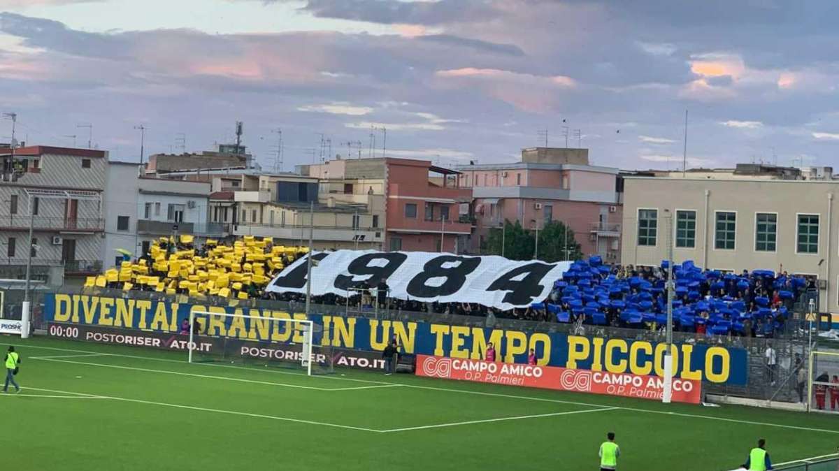 La curva dell'Audace Cerignola / www.lacasadic.com