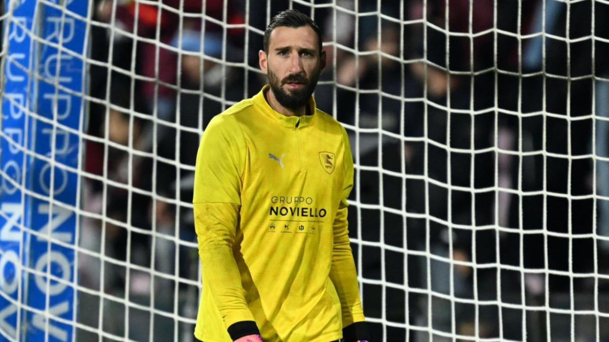 Salernitana, i saluti di Donnarumma: "Abbiamo lottato fino alla fine, grazie Salerno"