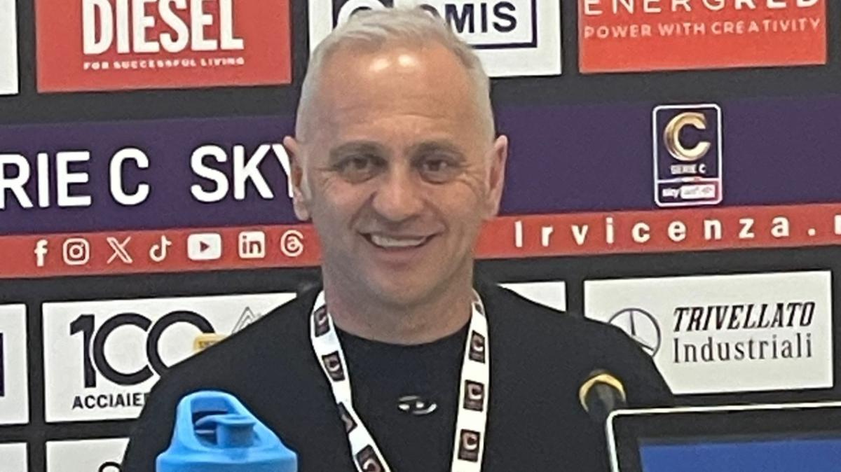 Vicenza, Gallo: "Voglio godermi il momento, la B non mi spaventa. Il futuro non lo vedo lontano da qui"