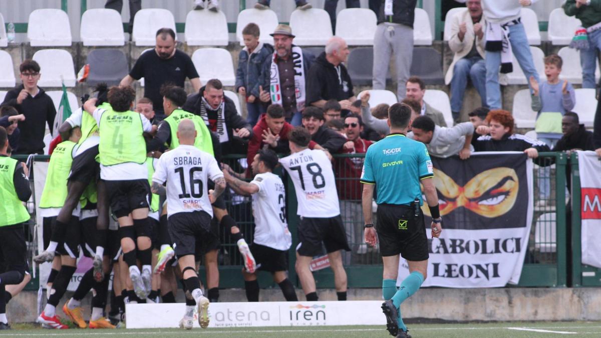 Pro Vercelli, Hellemons è il nuovo direttore tecnico: sarà il punto di raccordo tra prima squadra e vivaio