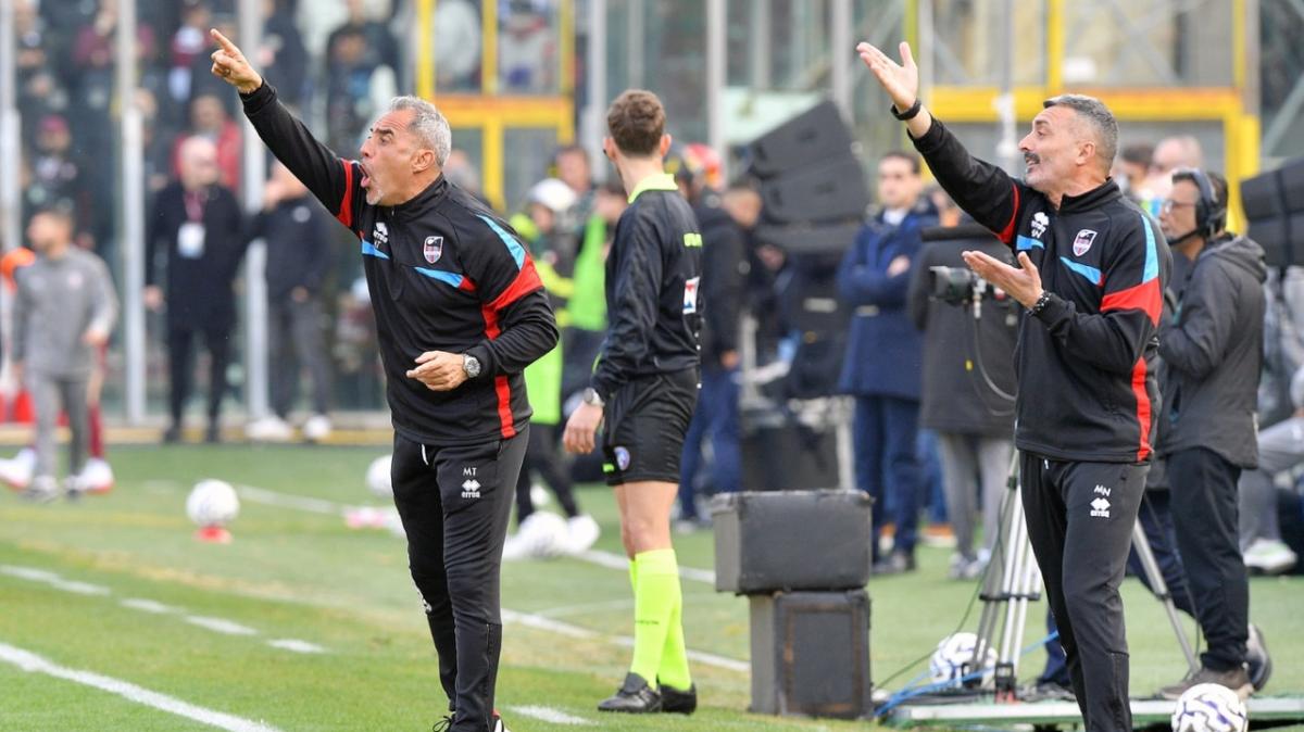 Catania, messaggio social di Toscano: "Tutti uniti"