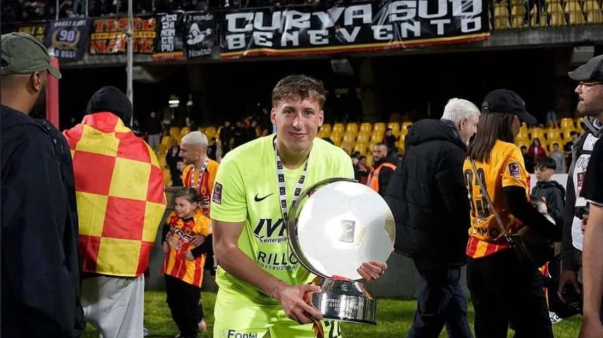 L'inizio di una favola: Manuel Esposito fa il suo esordio con il Benevento