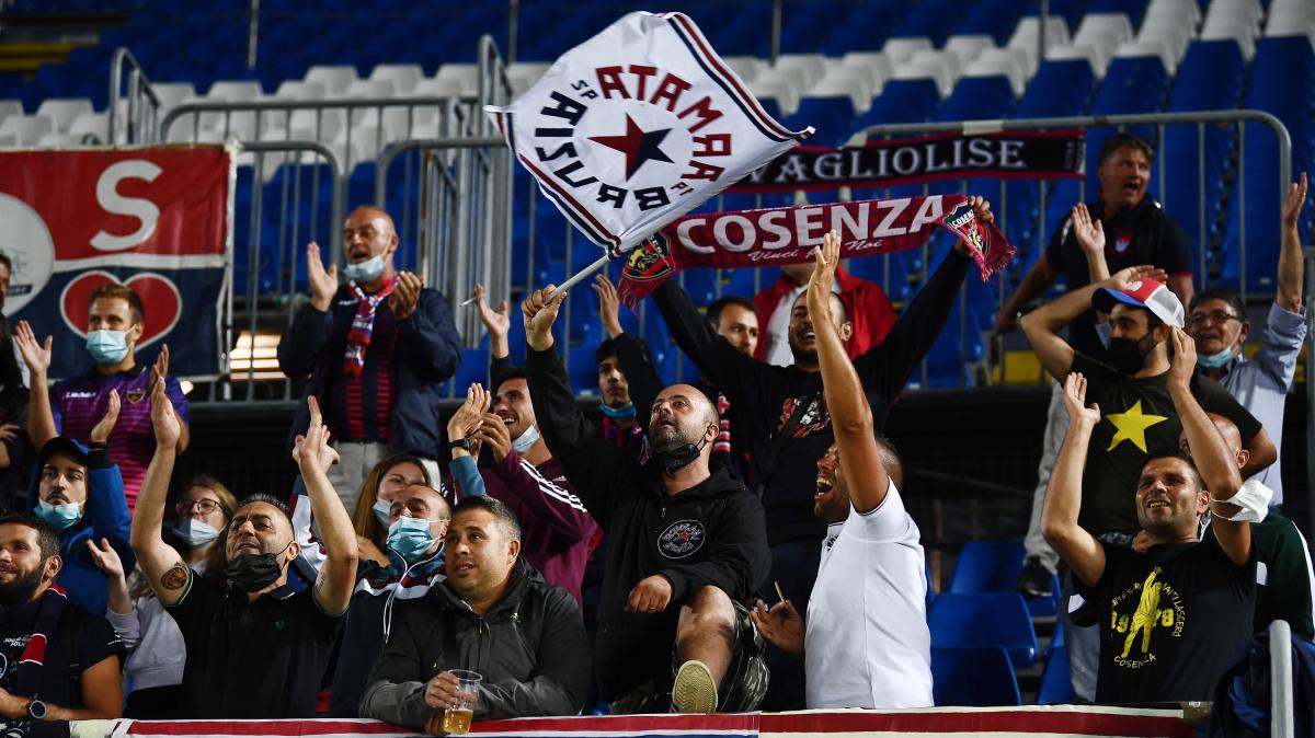Cosenza, Nuti: ‘Stiamo tornando quelli di poco tempo fa, oggi belli e cattivi’