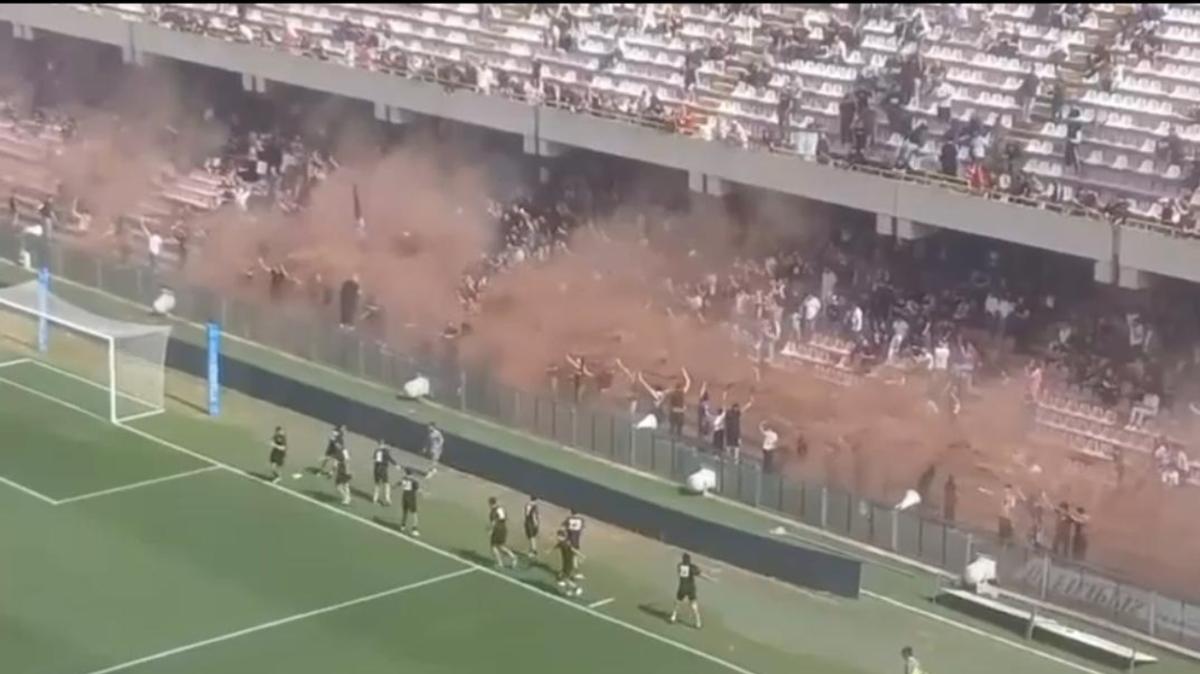 La Salernitana riabbraccia i suoi tifosi: allenamento a porte aperte e 7-0 al Faiano