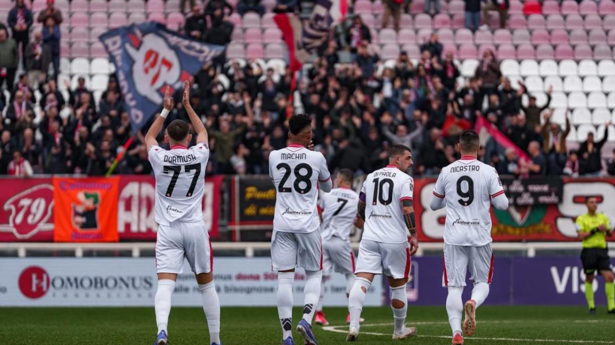 Guida ai playoff - Vis Pesaro, dalla rinascita alla consacrazione 