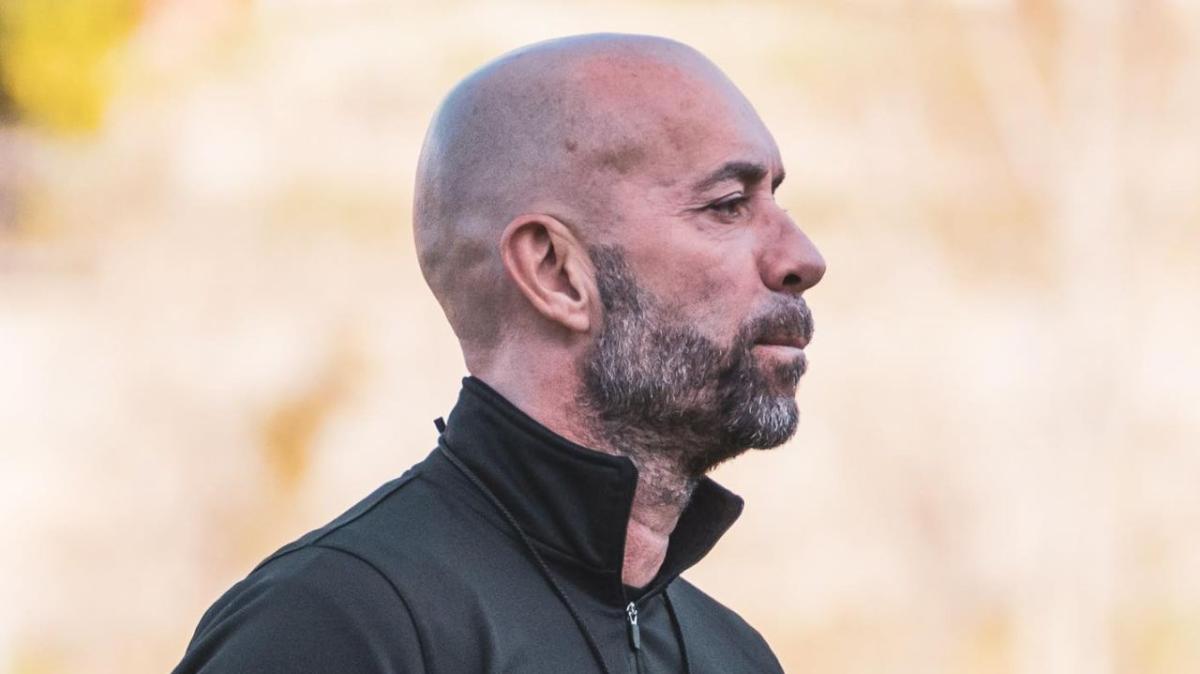 Arezzo, Bucchi: "Pineto ostico ma siamo riusciti a chiuderla, vincere è l'unico obiettivo" 