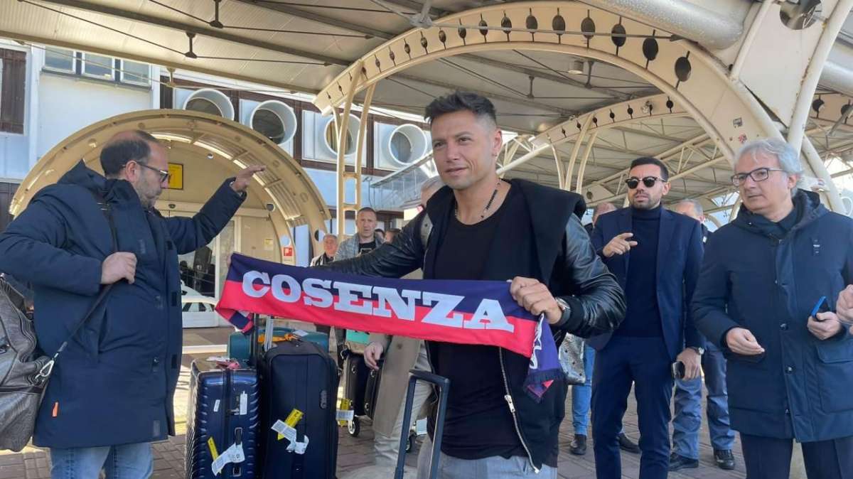 Cosenza-Ternana oggi: Sky, Dazn o Helbiz? Dove vederla in diretta tv o streaming