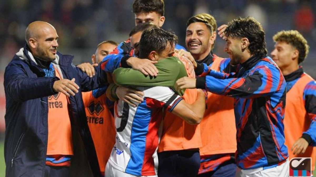 Il Catania esulta dopo la vittoria sul Potenza/ Credits: Catania FC/ www.lacasadic.com
