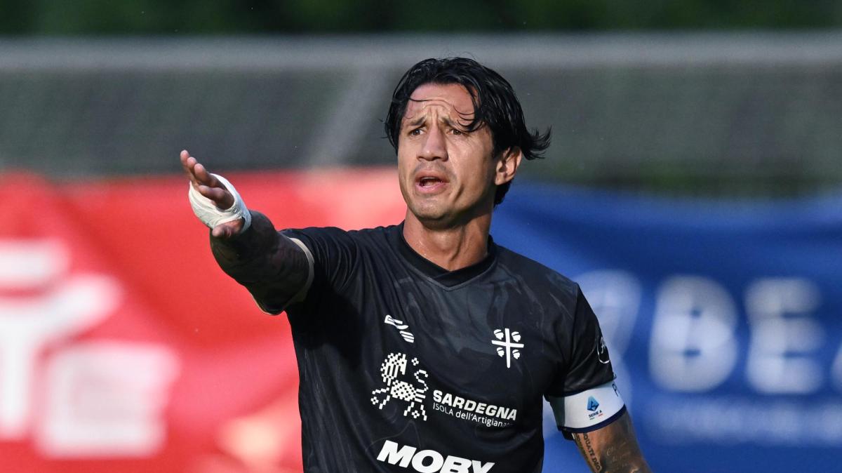 Nuova avventura per l’ex Spezia Lapadula: è un nuovo giocatore dell’Universitario de Deportes